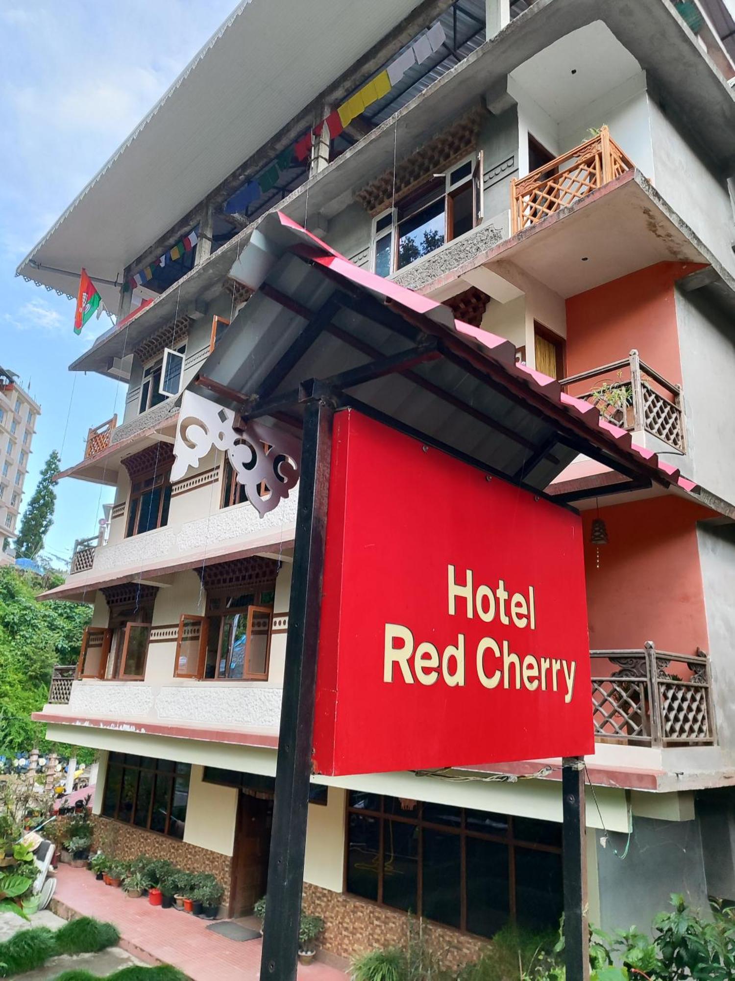 Hotel Red Cherry Пелинг Екстериор снимка